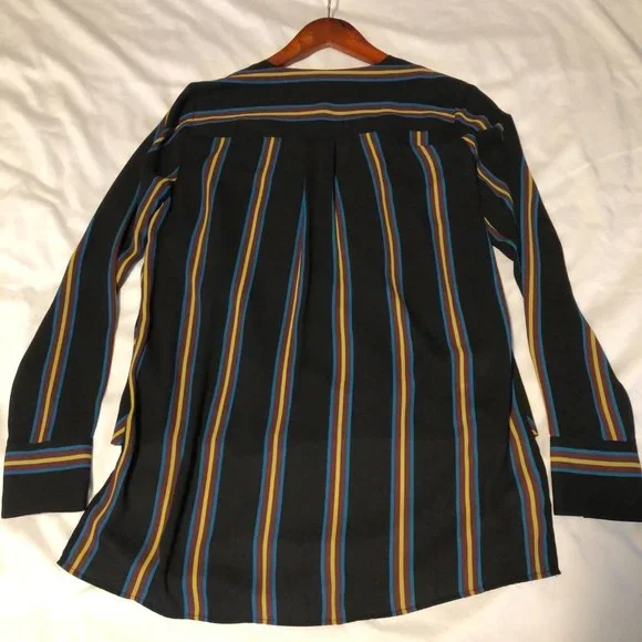 BCBGMaxaria Blouse (XXS) - Picture 5 of 6